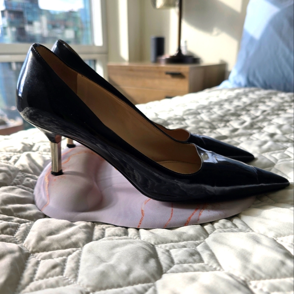 Great condition Prada Black Patent Heels Size 8.5 38.5